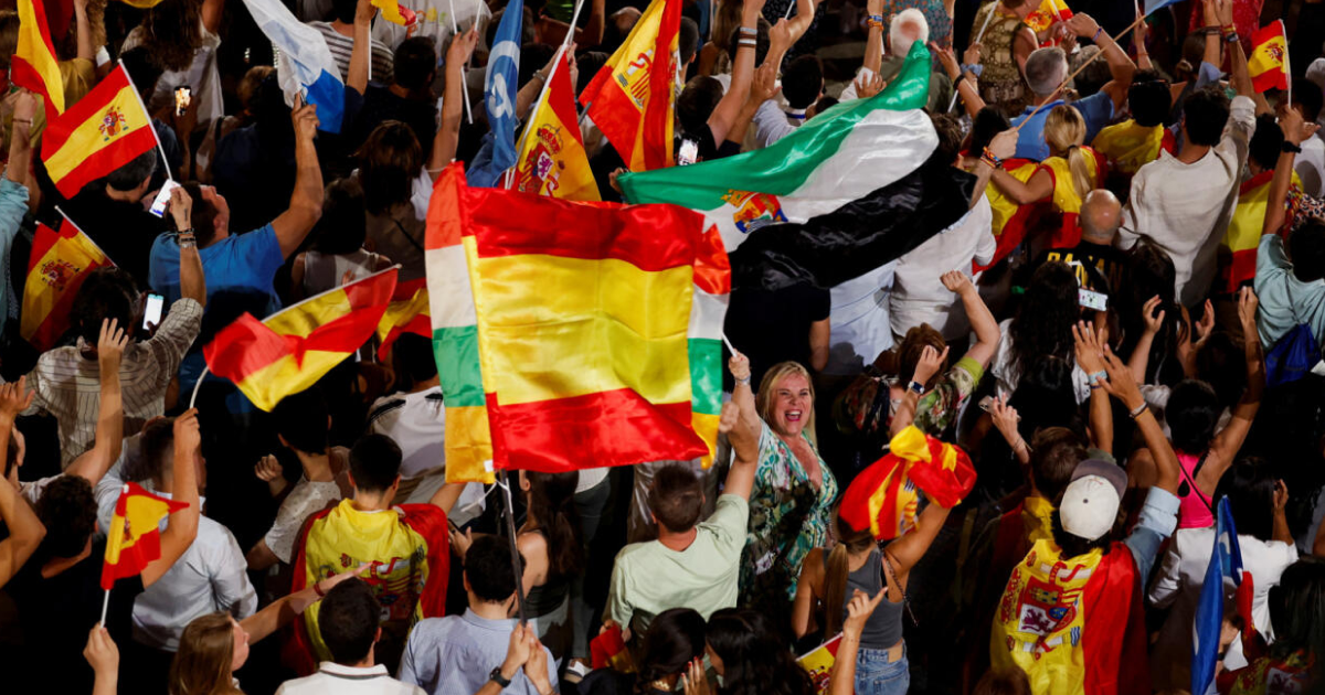 У Іспанії на парламентських виборах перемагає правоцентристська Народна партія