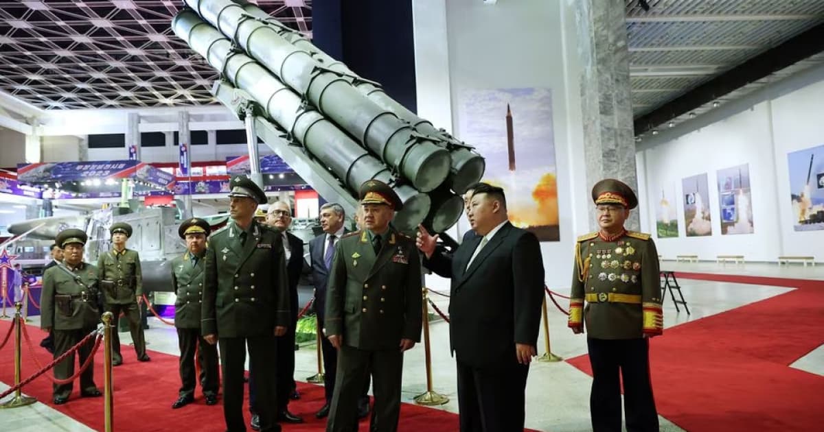Під час зустрічі з Шойгу Кім Чен Ин продемонстрував низку сучасного озброєння