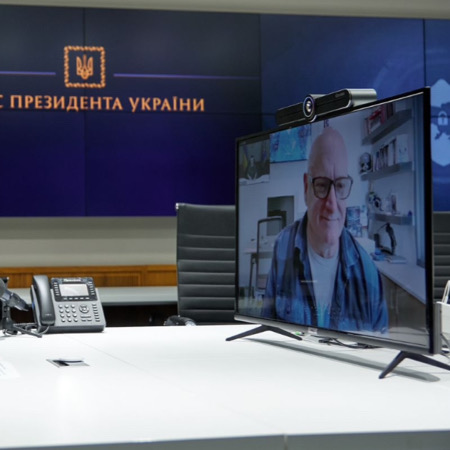Амбасадор UNITED24 Скотт Келлі поспілкувався з українськими медиками