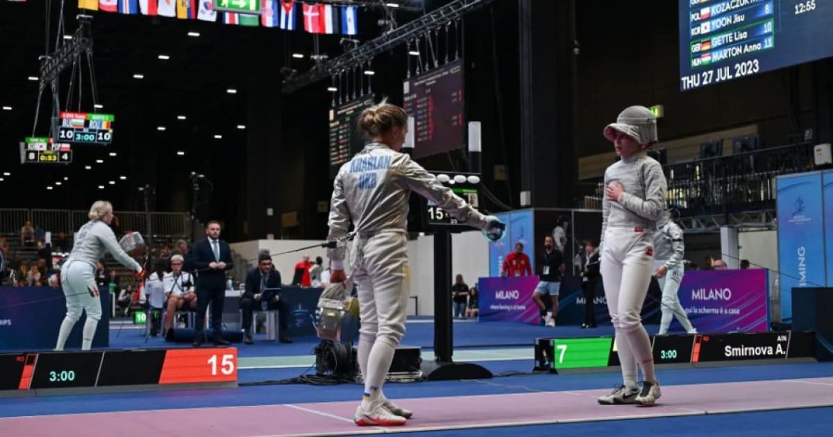 World Fencing Federation to change the rule of handshakes at competitions