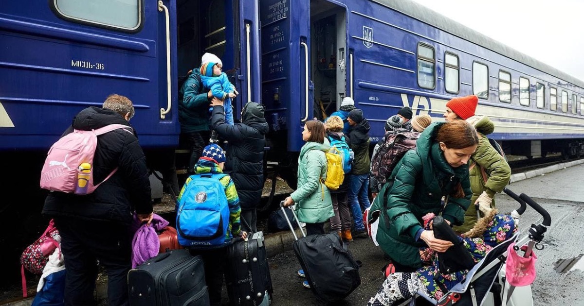 Ще у дев’яти населених пунктах Донеччини оголосили примусову евакуацію дітей