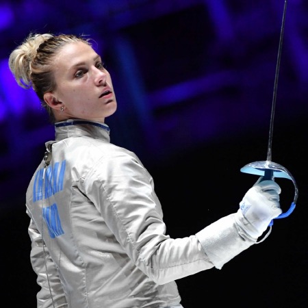 Russians bully the Ukrainian fencer Olha Kharlan after she refused to shake hands with a Russian athlete