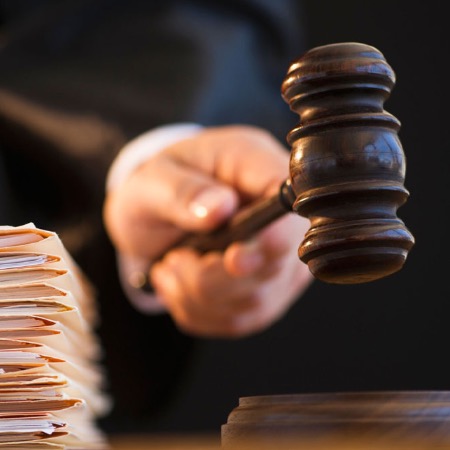Суд на Закарпатті скасував «мʼякий вирок» у справі про зґвалтування неповнолітньої і відправив справу на новий судовий розгляд