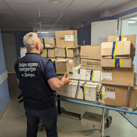У Дніпрі прокуратура розслідує можливе неналежне виконання обов'язків медиками — через введення препарату померла дитина
