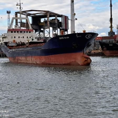 Міноборони РФ заявило про зупинку судна у Чорному морі, який прямував до українського порту Ізмаїл