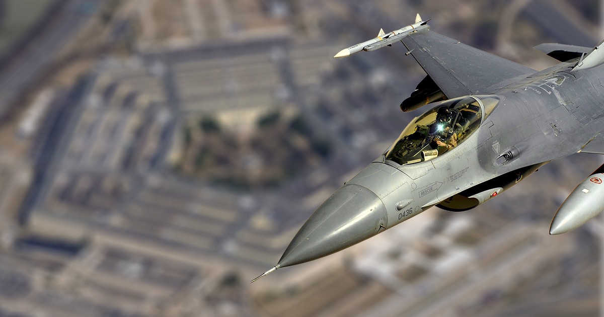 Пентагон: у жовтні США почнуть навчати українських пілотів використовувати F-16