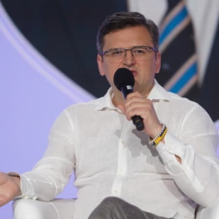 Міністр закордонних справ Дмитро Кулеба закликав закрити російські державні ЗМІ