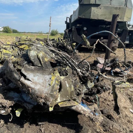 Держбюро розслідувань розглядає три версії зіткнення літаків на Житомирщині