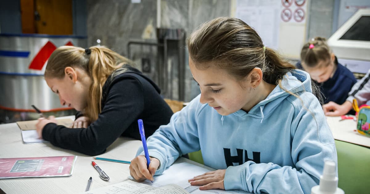 У Харкові понад тисяча школярів навчатиметься в метро