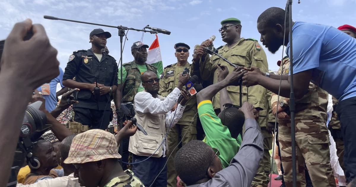 Нігерська хунта вирішила депортувати посла Франції