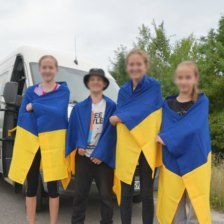 Ukraine returns 11 children from temporarily occupied territories