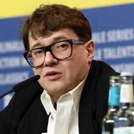 Російський режисер Ілля Хржановський йде з посади художнього керівника Меморіального центру Голокосту «Бабин Яр»