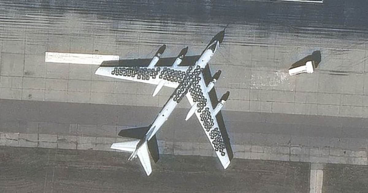 Satellite images of the Russian Engels airfield show that Russians covered aircraft with car tyres