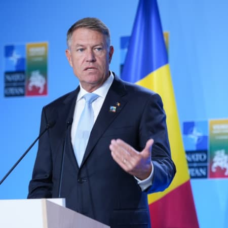 Президент Румунії: Підтвердження падіння уламків російського безпілотника буде розцінюватись як порушення територіальної цілісності Румунії