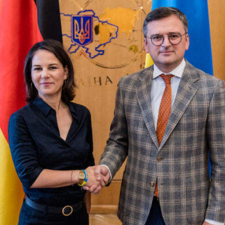 Dmytro Kuleba and Annalena Baerbock discuss the provision of Taurus missiles to Ukraine
