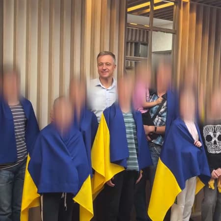 Україна повернула ще 13 дітей з окупованих територій Херсонської, Луганської та Запорізької областей