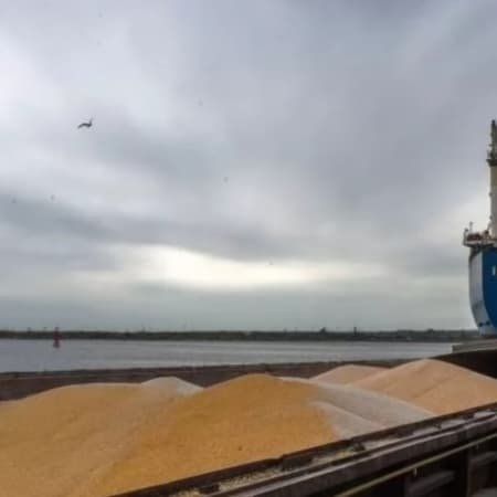 Ukraine plans to export up to 3 million tons of agricultural products through the "grain" corridors in the Black Sea every month