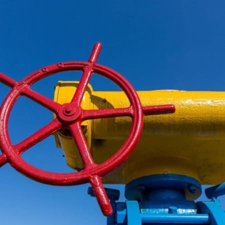 Without warning, Gazprom increased the pressure on the Urengoy–Pomary–Uzhhorod pipeline on the section of the state border between the Russian Federation and Ukraine