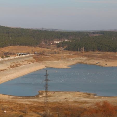 The Bilohirsk Reservoir in the temporarily occupied Qirim is rapidly shrinking
