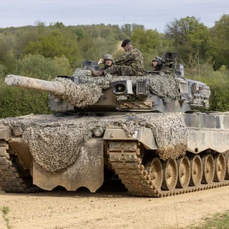 Швейцарія продасть Німеччині танки Leopard 2, щоб відновити німецькі запаси після передачі допомоги Україні