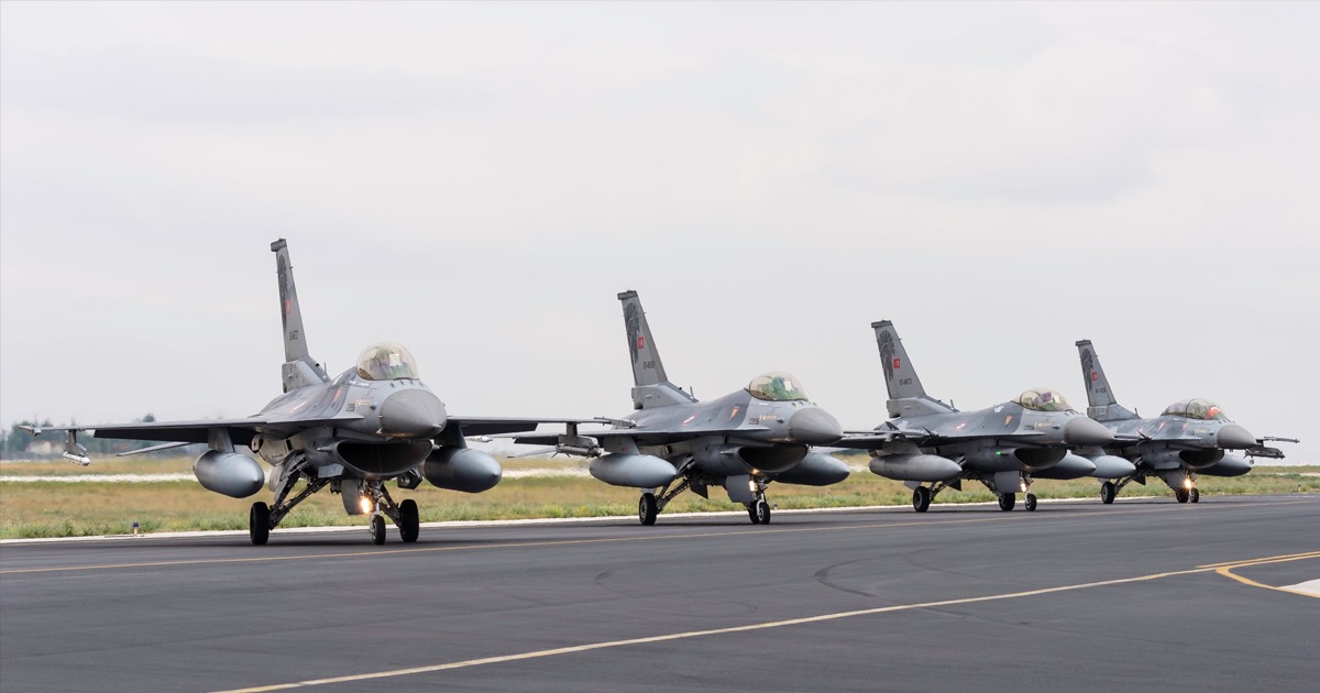 Деякі українські пілоти розпочали вивчення англійської мови у межах підготовки до керування F-16
