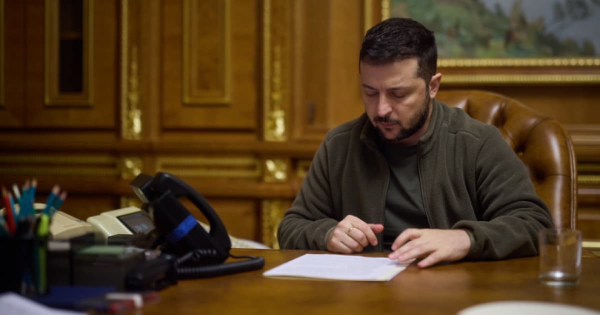 Володимир Зеленський підписав законопроєкт про зарплати полоненим, кошти отримуватимуть їхні сімʼї