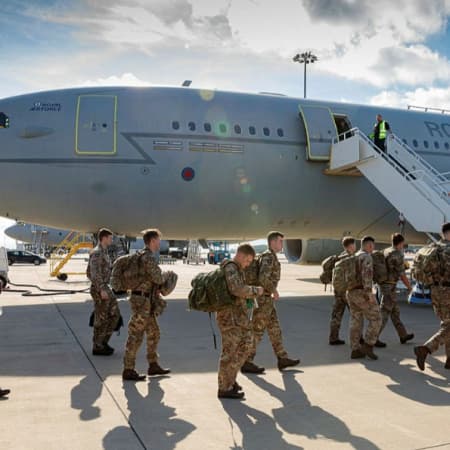 Британські військові прибули у Косово у рамках миротворчої місії НАТО