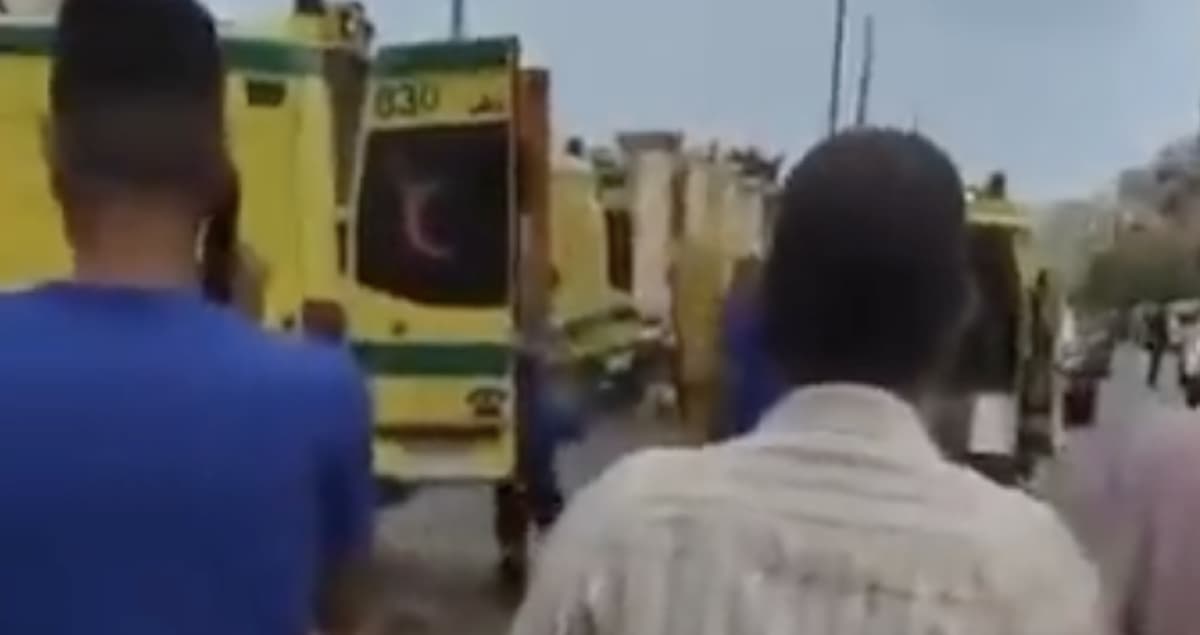 В Єгипті полісмен відкрив вогонь по автобусу з ізраїльськими туристами
