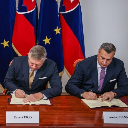 Three parties sign coalition agreement in Slovakia