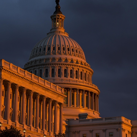Процедурне голосування щодо допомоги Україні провалилося в Сенаті США: чому?