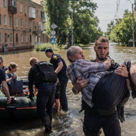 AP: 'At least hundreds' of people killed in floods in temporarily occupied Kherson region after Kakhovka HPP explosion