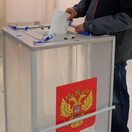 Росія планує провести так зване «дострокове голосування» на тимчасово окупованих територіях України в межах виборів президента РФ