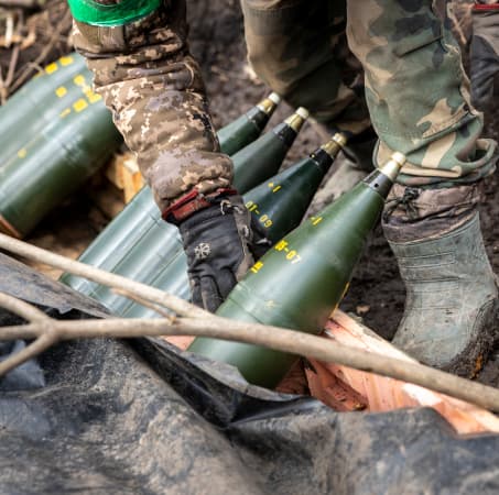 Czech Republic raises funds to buy 800,000 artillery shells for Ukraine