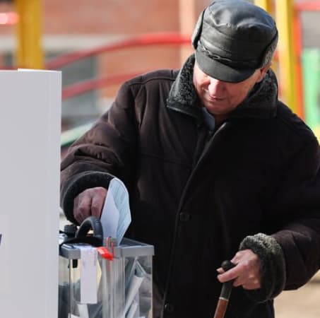 Russians start illegal early voting for the presidential election in the temporarily occupied Luhansk region, east of Ukraine