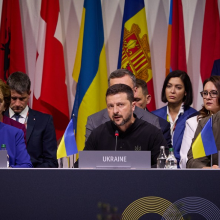 How did Ukraine hold its first peace summit, and will Russia accept Ukraine's peace?