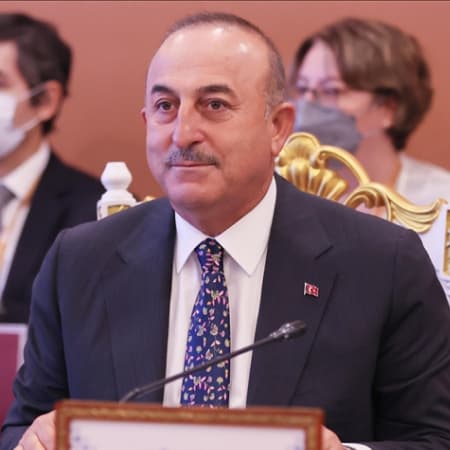 Очільник МЗС Туреччини сподівається, що «зернова угода» наблизить завершення війни