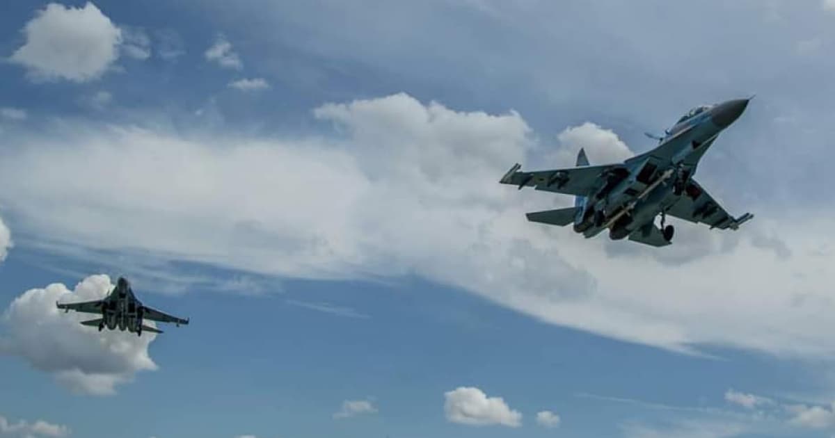 На півдні українські військові завдали 9 авіаударів по опорних пунктах росіян