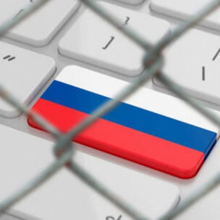На тимчасово окупованій Херсонщині Росія заблокувала місцеве видання «МОСТ»