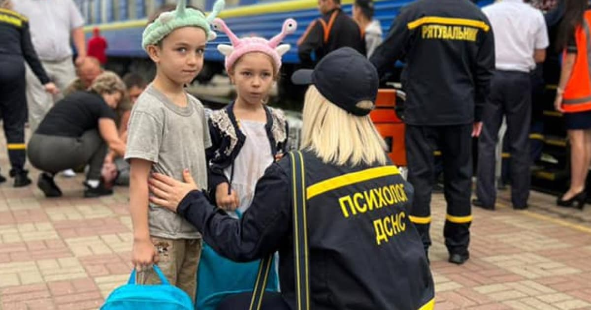Щодня близько 700 людей евакуюються з Донеччини