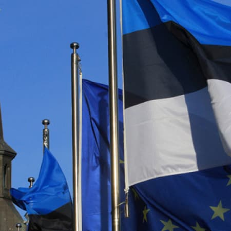 18 серпня в Естонії почала діяти заборона на в'їзд та видачу шенгенських віз для громадян РФ