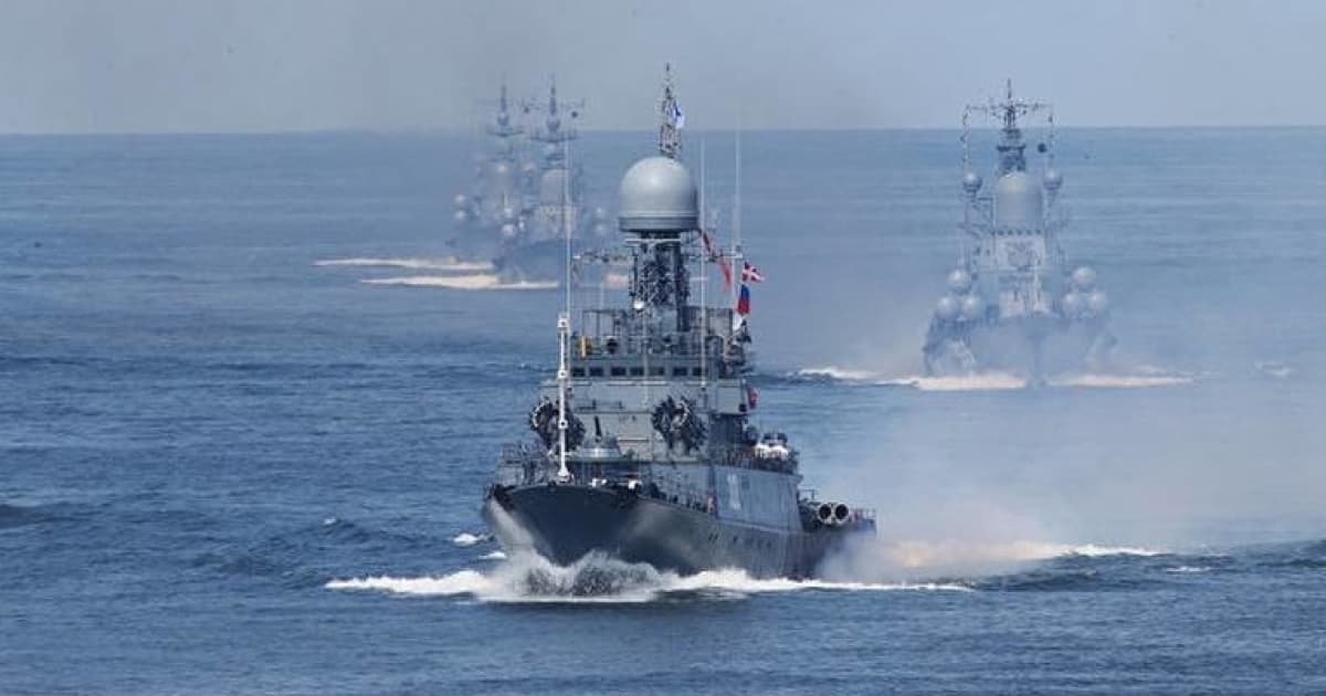 У Чорному морі маневрують близько 10 російських кораблів