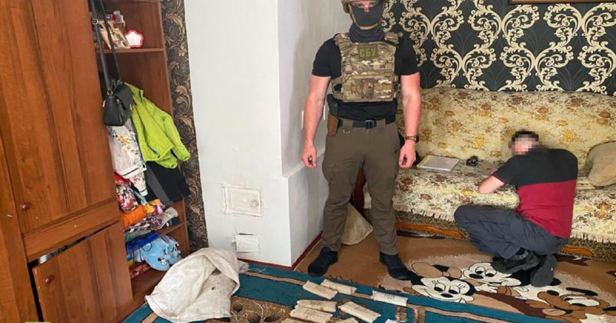 Працівники СБУ затримали двох російських агентів, які намагалися влаштуватися до підрозділів ЗСУ після звільнення Київщини
