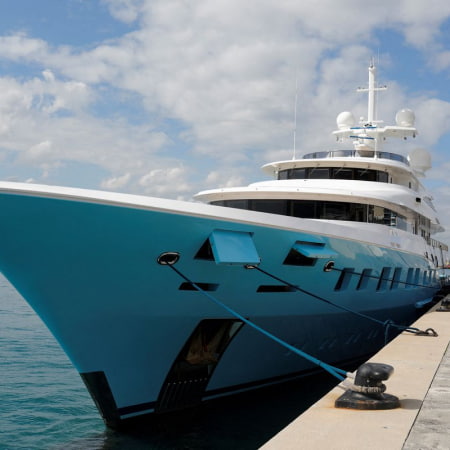 Конфісковану супер’яхту Axioma, що належить російському олігарху, продали на аукціоні