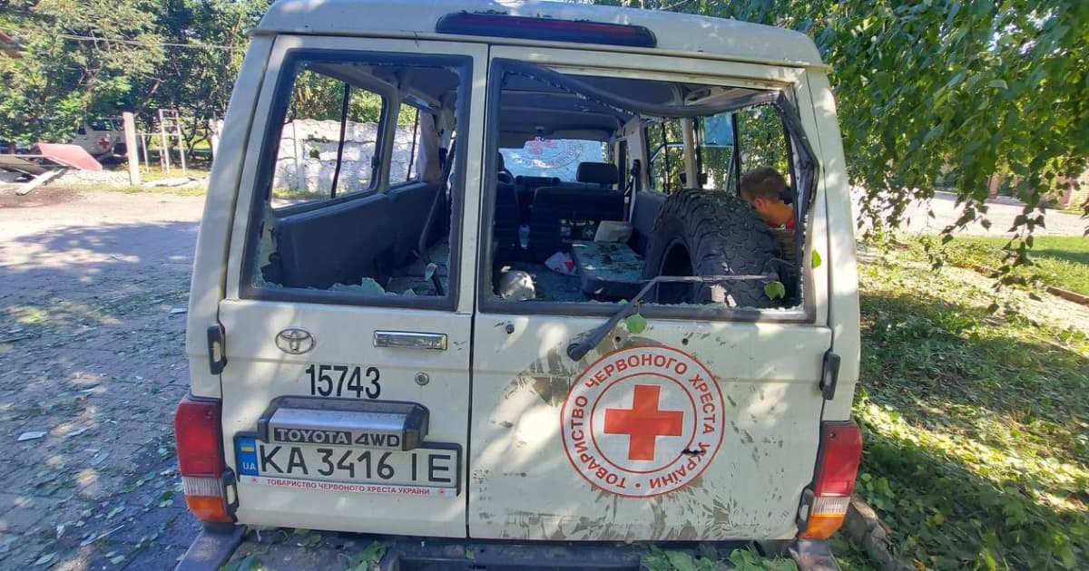 The Russian military shelled the base of the Ukrainian Red Cross evacuation unit in Sloviansk