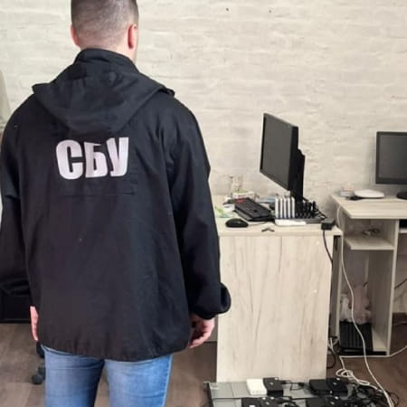 СБУ ліквідували дві ботоферми із майже 7 тисяч акаунтів, які поширювали деструктивний контент в Україні