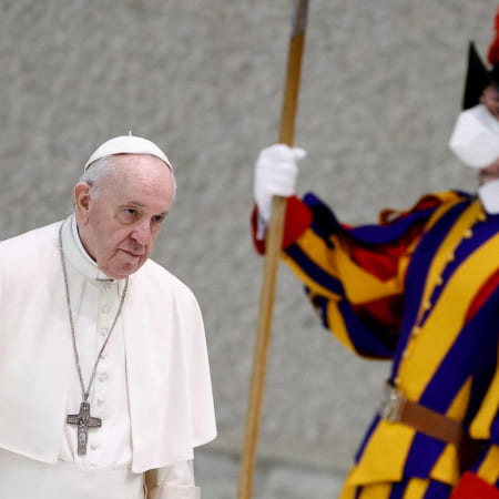 Ватикан просить не розцінювати заяви Папи про війну як політичну позицію