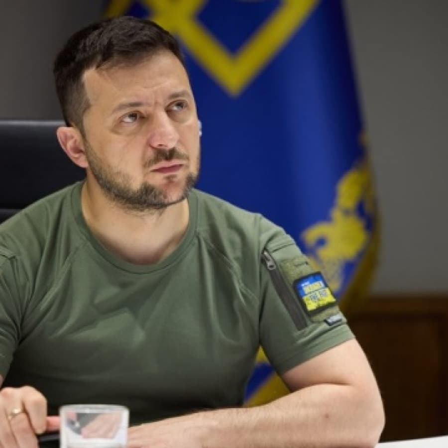 Zelenskyy: Russia is trying to strike with political chaos where it cannot yet strike with missiles