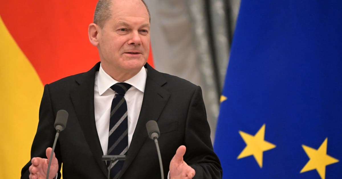 Olaf Scholz opposes the ban on issuing visas to Russians because this way "it will be more difficult for them to flee from the dictatorship"