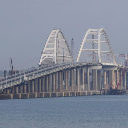 A record number of cars passed over the Crimean Bridge after the explosions on the peninsula