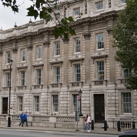 Прем’єр-міністерка Великої Британії призначила нових міністрів уряду
